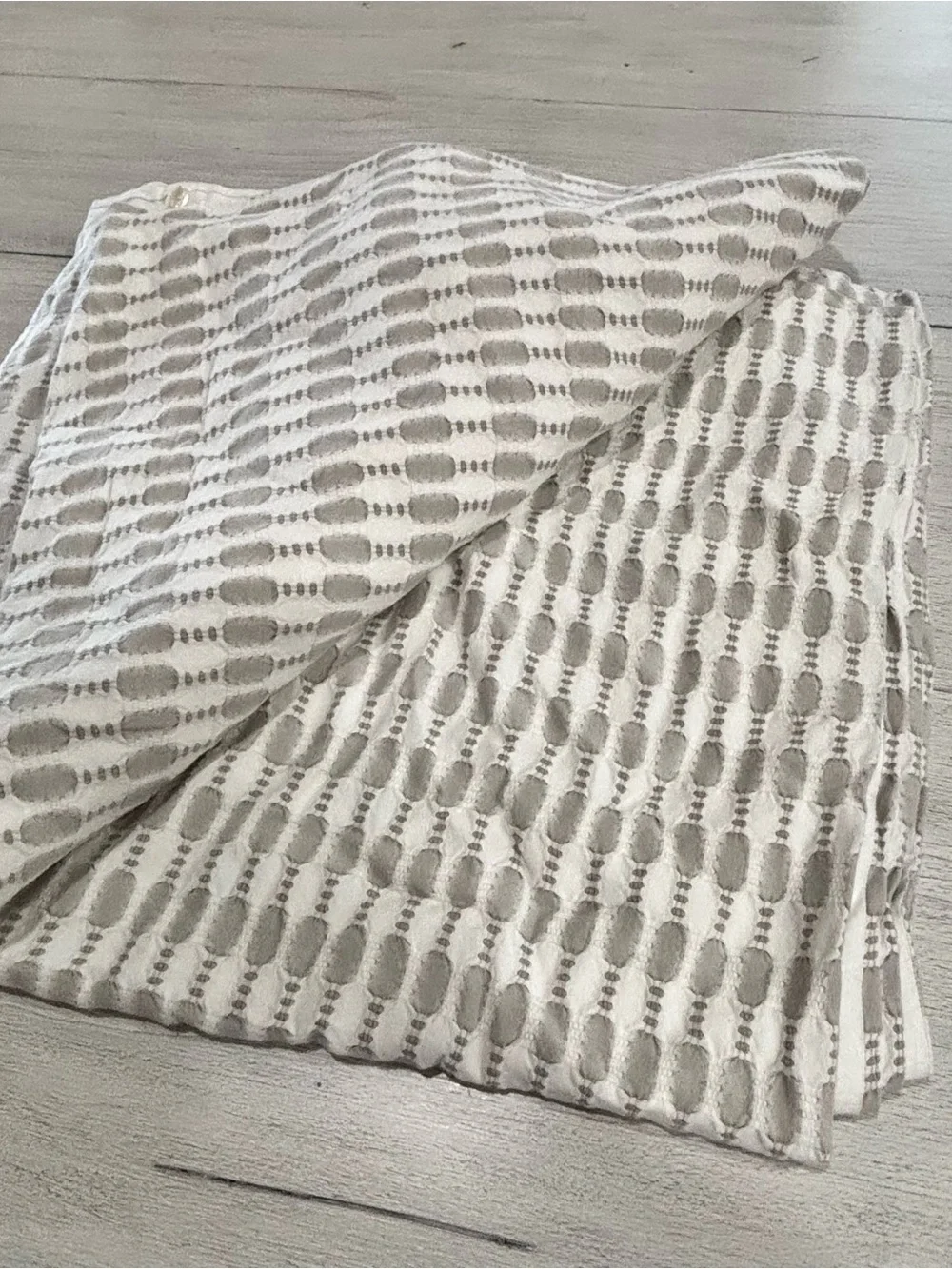 WEST ELM Gray Ivory Textured Dots ESTELA Duvet Cover Button Closure King Size